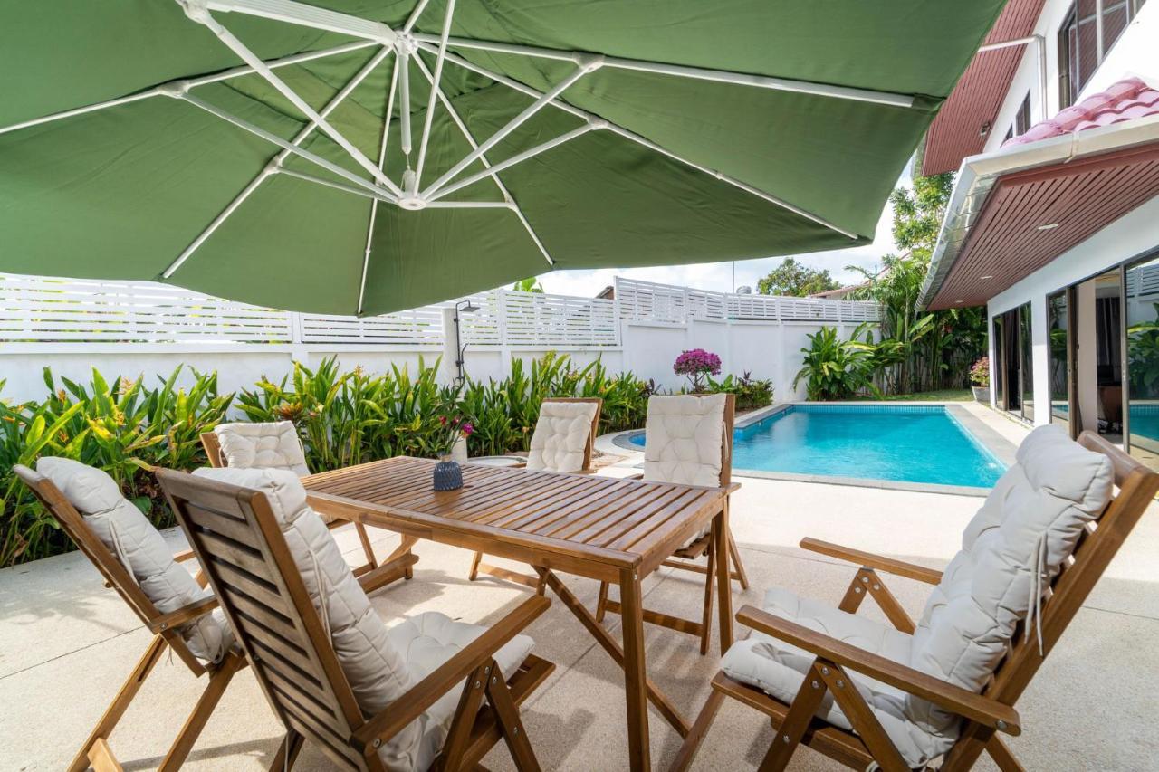 Villa Amaya, 2 Story Tropical Oasis With Green Hills View & Pool, Kamala Beach Exteriör bild