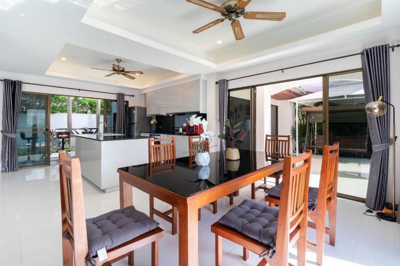 Villa Amaya, 2 Story Tropical Oasis With Green Hills View & Pool, Kamala Beach Exteriör bild